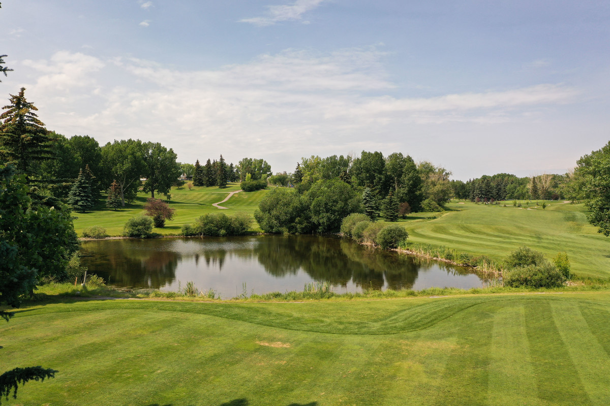 Golf rates and rentals