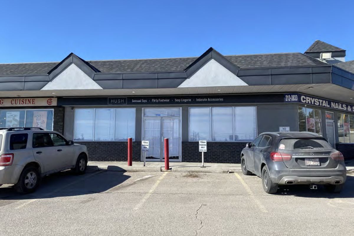 #104, 5211 Macleod TR SW