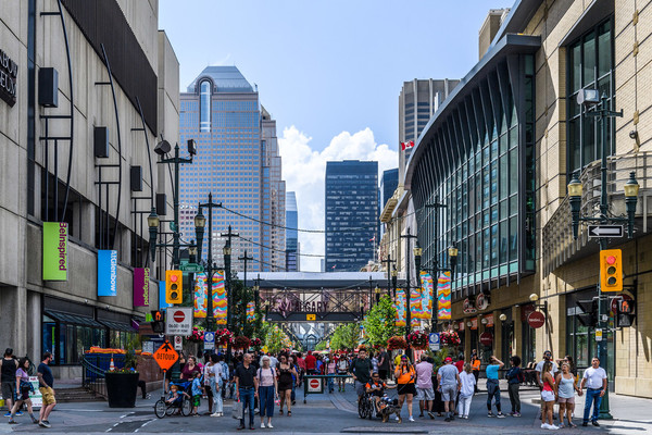 Stephen Avenue in summer