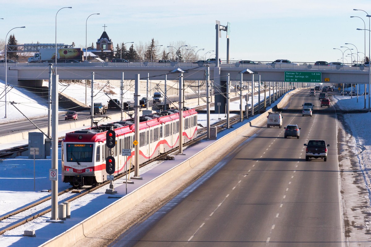 CTrain on Red Line in Ward 1 during winter