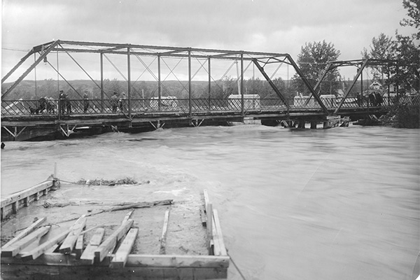 mission bridge flood 1915
