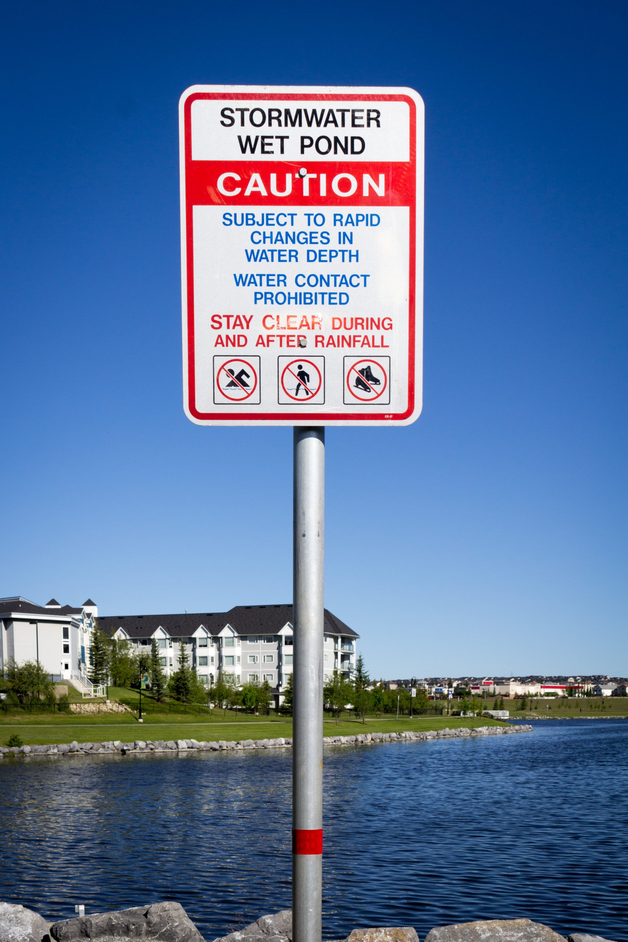 Stormwater wet pond sign